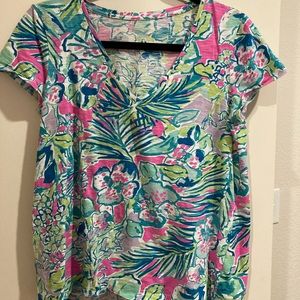 Lilly T-Shirt- Size 10